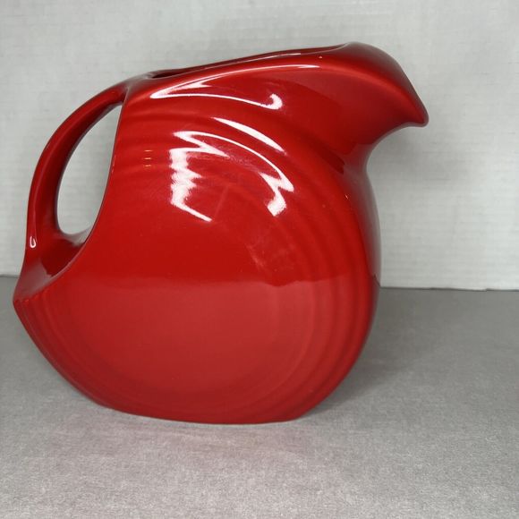 Fiesta Ware Scarlet Red Large 7.5" Disc Pitcher 67oz Homer Laughlin Made In USA - Picture 4 of 9